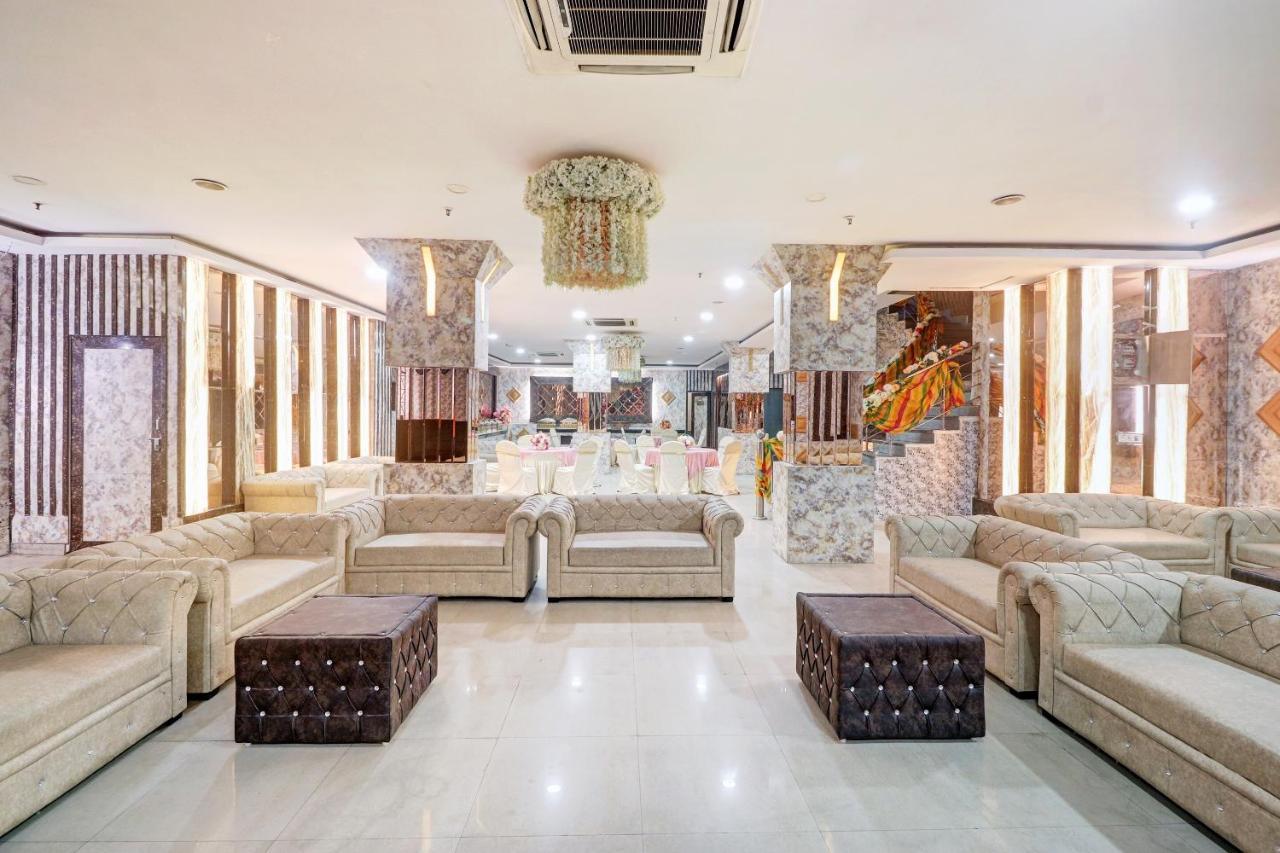 Oyo Townhouse 748 Hotel Parth Paradise Ghaziabad Extérieur photo
