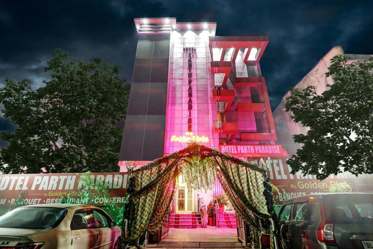Oyo Townhouse 748 Hotel Parth Paradise Ghaziabad Extérieur photo
